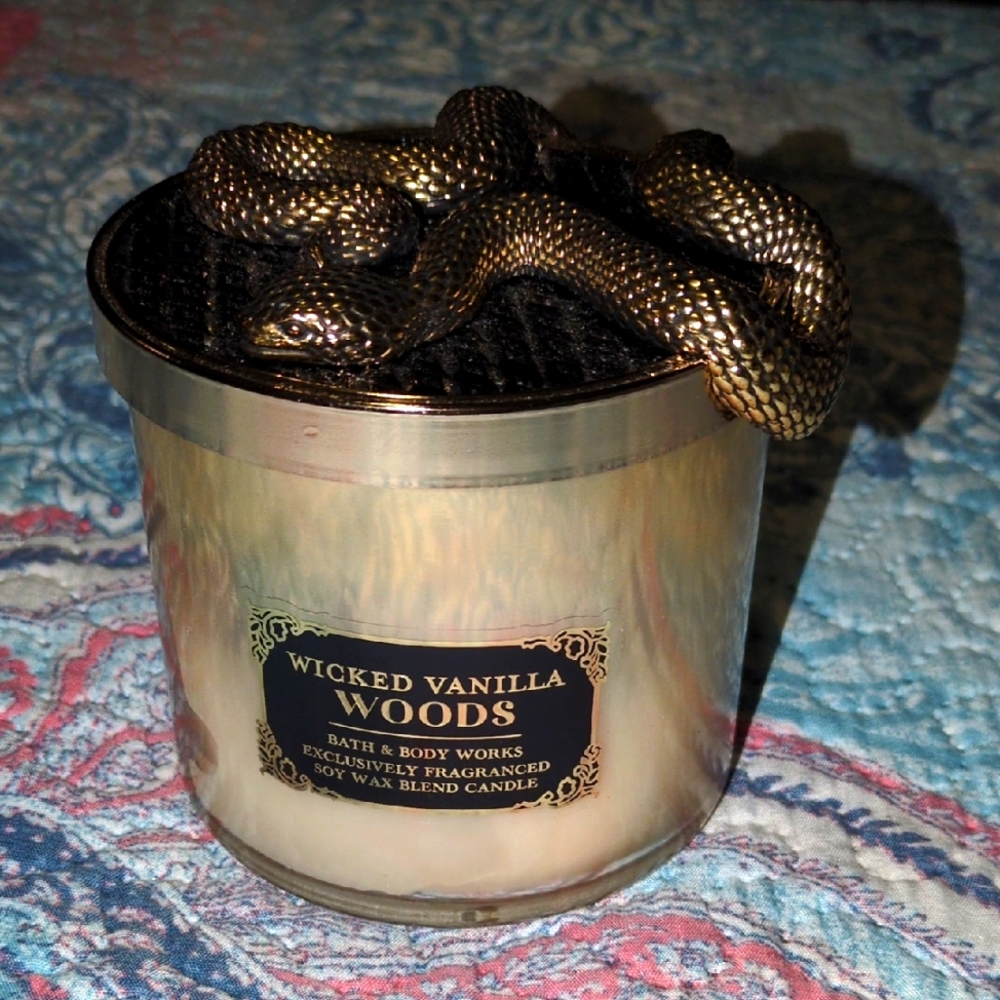 Bath & Body Works Wicked Vanilla Woods Candle